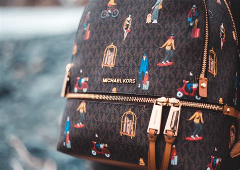 kenmerken nep michael kors tas